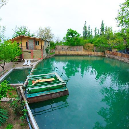 Hotel Amiran'S Lake Tiflis Exterior foto