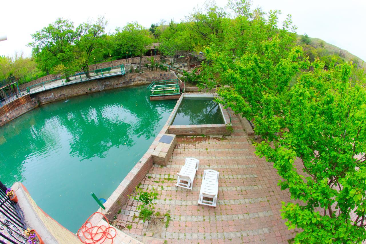 Hotel Amiran'S Lake Tiflis Exterior foto